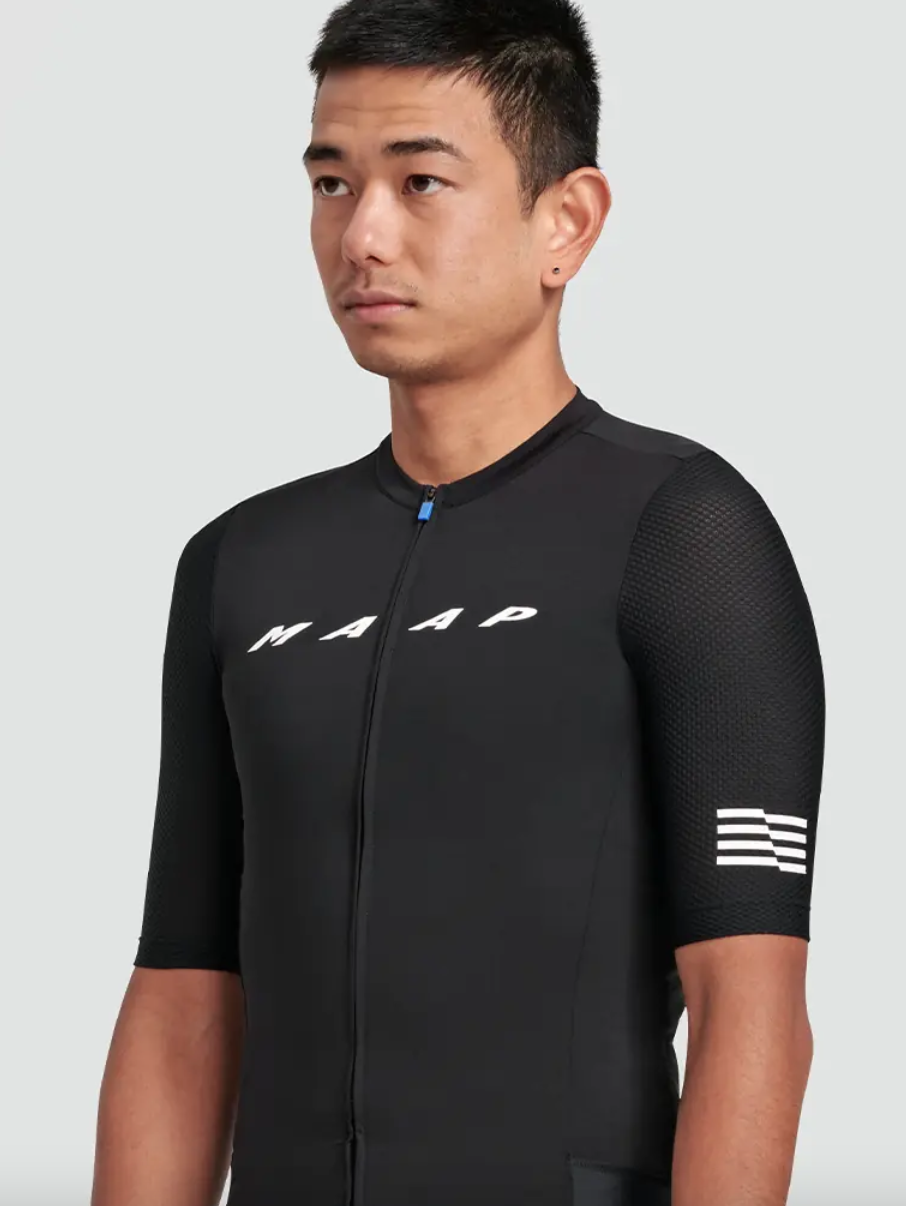 Evade Pro Base Jersey 2.0 - Black — Maglia Rosa
